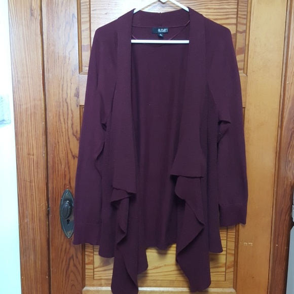 a.n.a Sweaters - A.N.A Open Front Shrug Maroon